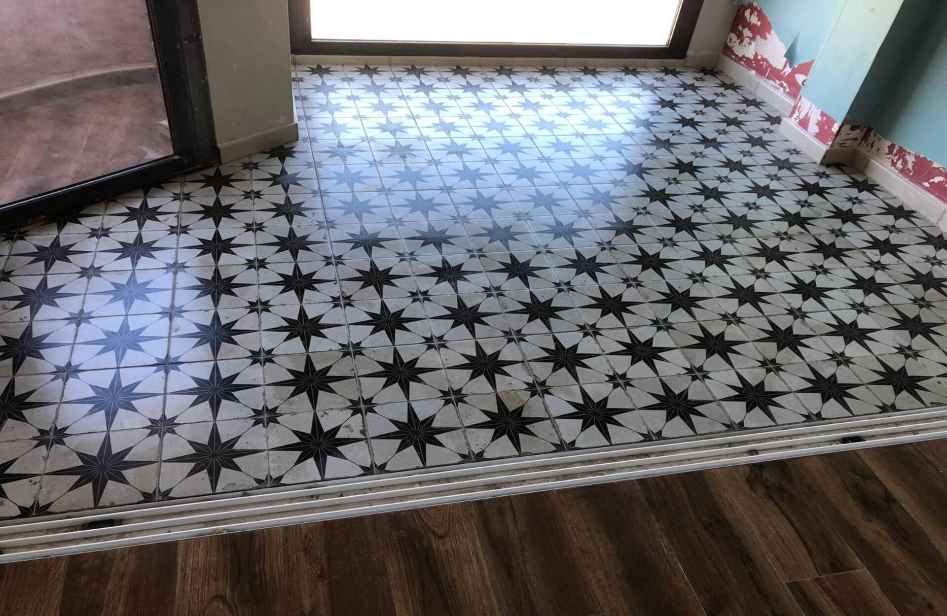 Profesionales cualificados en reformas y obra nueva en casa en Tormos